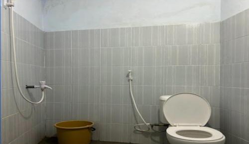 Twin Room with Shared Bathroom