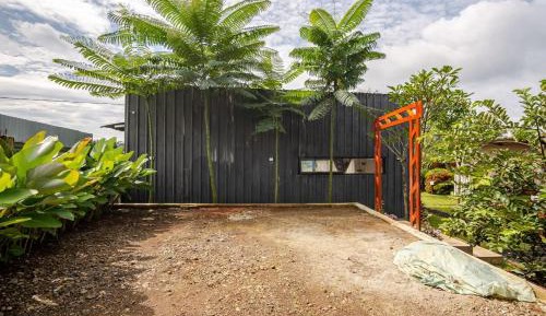 Villa with Garden View