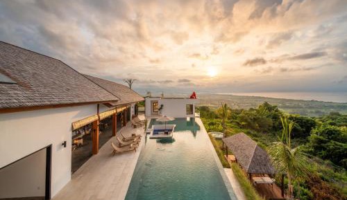 Villa with Sea View