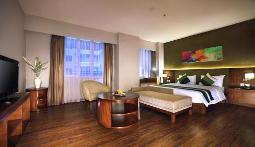 Premier Double Room Shower