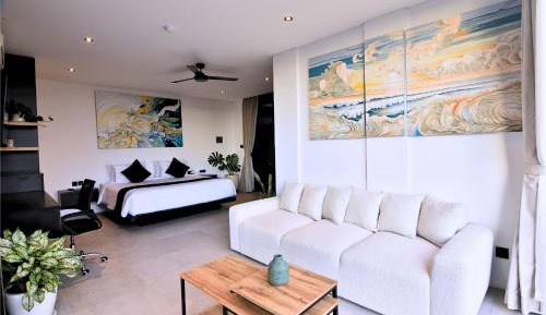 One-Bedroom Apartment with Balcony and Mountain View  