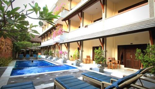 Double or Twin Room with Swimming Pool Access