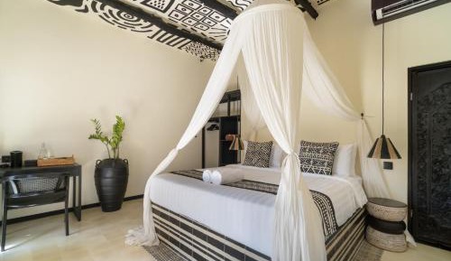 Standard King Room