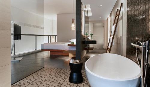 Family Loft Suite, 1 Bedroom Suite, In Loft: 1 King, Balcony with Free Scheduled Shuttle to Hotel’s Beach Facility