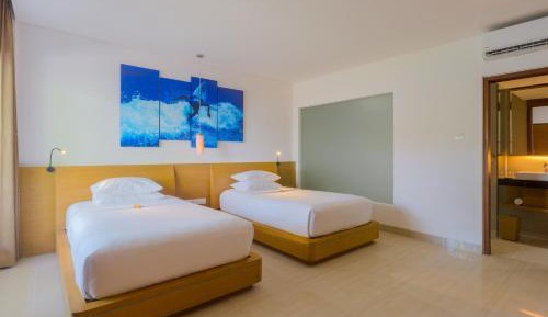 Grand Deluxe Twin Room
