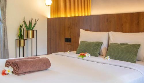 Deluxe Double Room with Shower