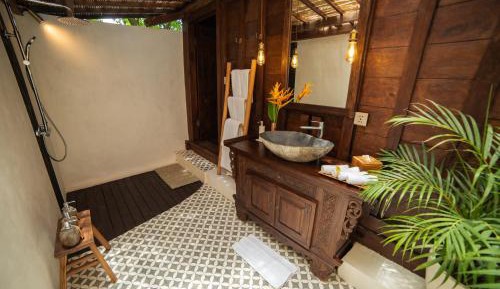 Traditional Queen Room
