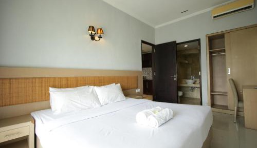 Double Room with Pool View