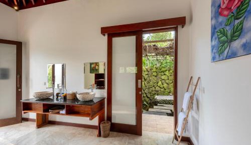 Dara Ayu Suite
