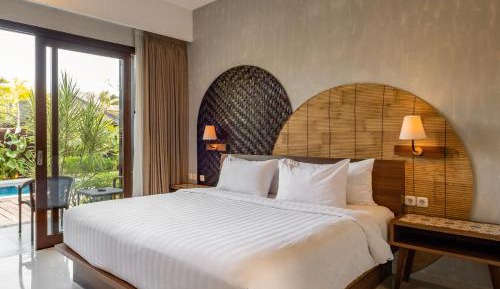  Premium Room with Pool View