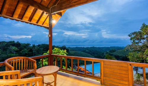 Deluxe Bungalow with Terrace