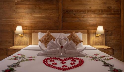Wooden One-Bedroom Villa with Private Pool