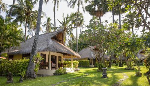 Deluxe Bungalow with Garden View
