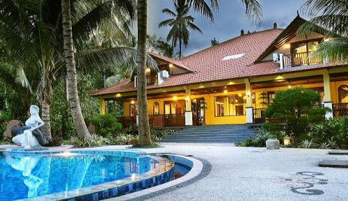 Villa - Beach Front
