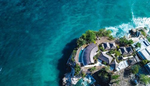 Villa with Sea View