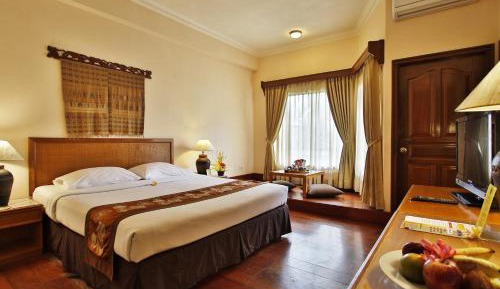 Deluxe Double Room with Garden View