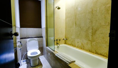 Grand Deluxe Twin Room