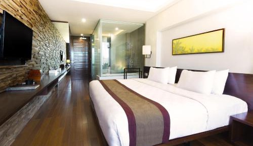 Superior Room with Free Sauna & Ice Plunge Facilities