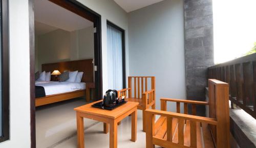 Deluxe Double or Twin Room with Balcony