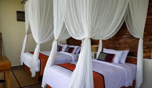 Deluxe Triple Room with Sunset View