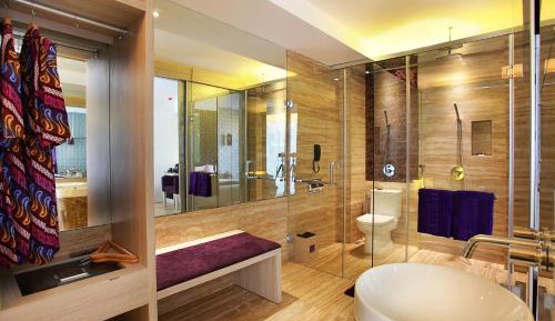 Deluxe Double Room with Pool View