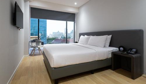 Executive Queen Room