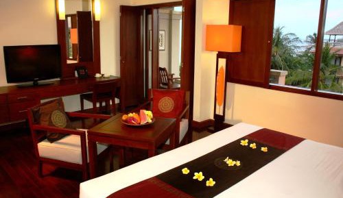 Deluxe Ocean Room