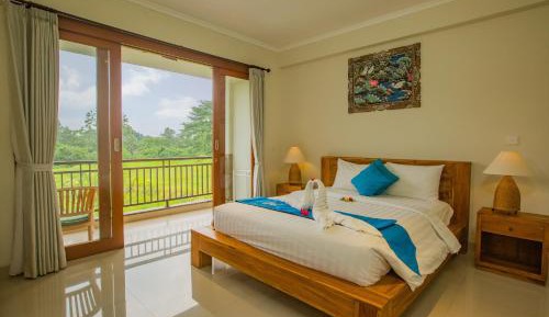 Superior Double Room with Monkey Forest View