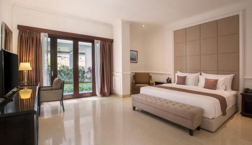 Executive Room 