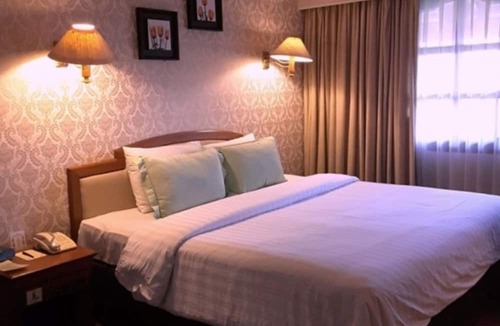 Mataram Hotel | Grand Legi Mataram