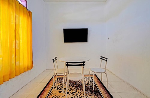 Pameungpeuk Hotel | OYO 91329 Guest House Le-banon Syariah