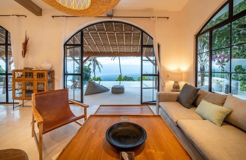 Tigawasa Villa | NEW ! Stunning 4BR Jungle View Villa in Lovina