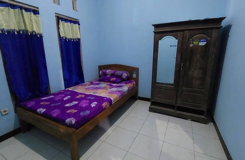 Terong Hotel | Adzriel Homestay Syariah