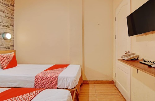 Pekanbaru Hotel | Hotel O Kalista Guest House Syariah