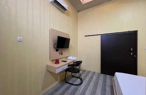 Makassar Hotel | Hotel O Batodupi Guesthouse Syariah Near Buttu Kasambi