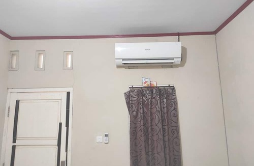 Enrekang Hotel | Hotel O Wisma Astukara Syariah Near Sejahtera Department Store Pinrang
