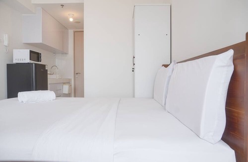 Old Jakarta Apartment | Tranquil Stay Studio with Sea View at Tokyo Riverside PIK 2 Apartment By Travelio