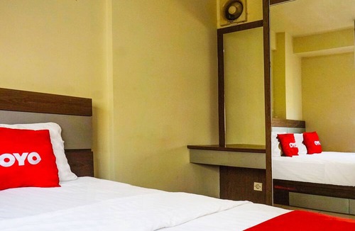 Jakarta Hotel | Capital O 91651 Independent99 Near Kalibata city square