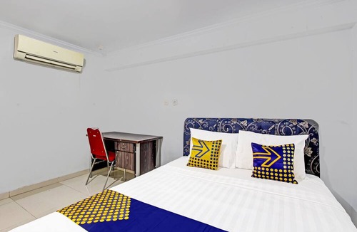 Pati Hotel | SPOT ON 91398 Homestay Tentrem 1