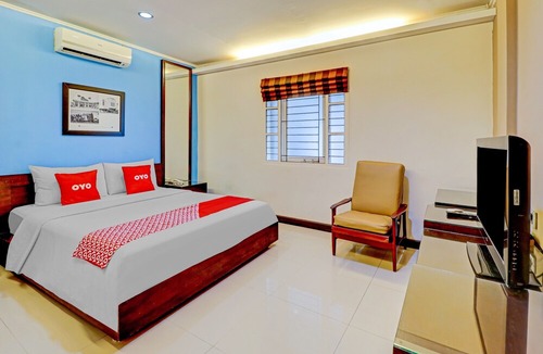 Malabar Hotel | OYO 90278 Hotel Sepuluh Buah Batu