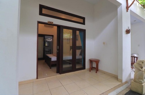 Pulukan House | Surf Retreat Villa Sari Bali