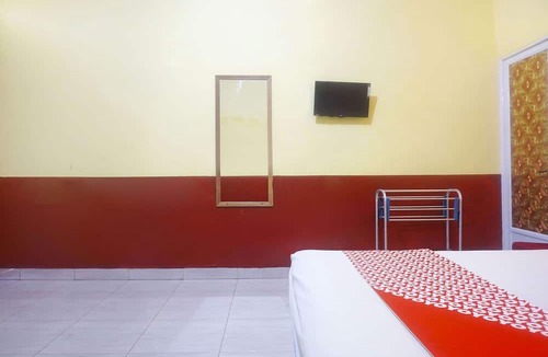 Jeneponto Hotel | Hotel O Sari Jeneponto
