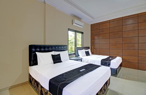 Cilacap Hotel | Collection O 91666 Meyli Guesthouse