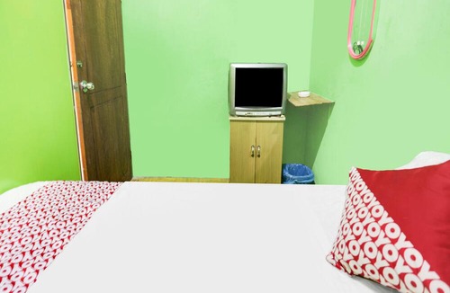 Lubuk Baja Hotel | Hotel O Bilqis Homestay NearThe Hot River, Dog Run