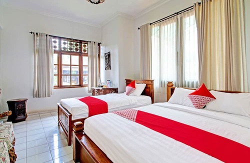 Munduk Hotel | OYO Homes 91091 Desa Wisata Umejero