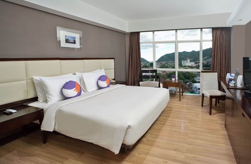 Gorontalo Hotel | FOX Hotel Gorontalo