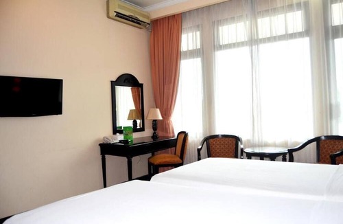 Cipanas Hotel | Yasmin Resort & Conference Hotel