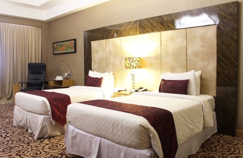 Surabaya Hotel | Wyndham Surabaya City Centre