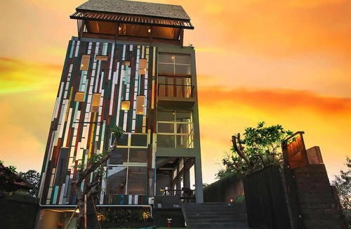 Batu Bolong Hotel | FRii Bali Echo Beach