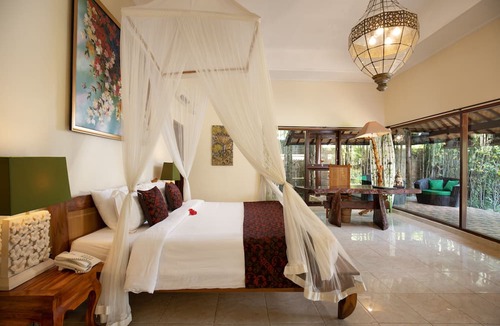 Nyuh Kuning Hotel | Green Field Hotel and Restaurant